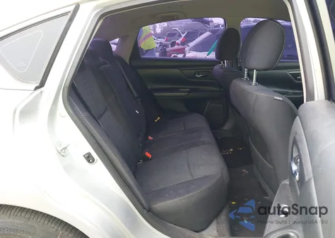 2016 Nissan Altima 2.5/2.5 S/2.5 Sl/2.5 Sr/2.5 Sv z USA, uszkodzony, nr VIN 1N4AL3AP0GC200321